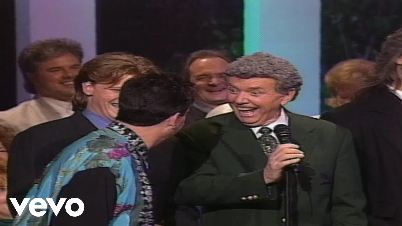 Bill & Gloria Gaither - I'm Gonna Keep On [Live] ft. Gaither Vocal Band, Jake Hess